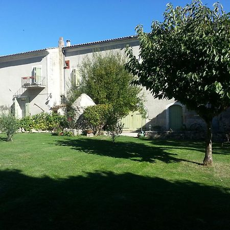 Вилла Grange Voutee Avec Jardin Ман Экстерьер фото